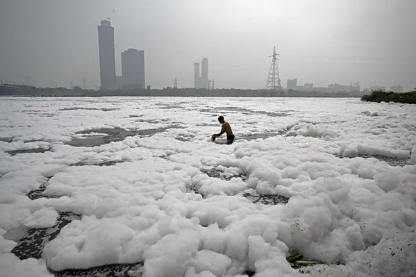 Jamuna je najveća pritoka reke Gang u severnoj Indiji. Izvire kod glečera Jamunotri na visini od 6.387 metara, u Himalajima u državi Utarhand. - Sputnik Srbija