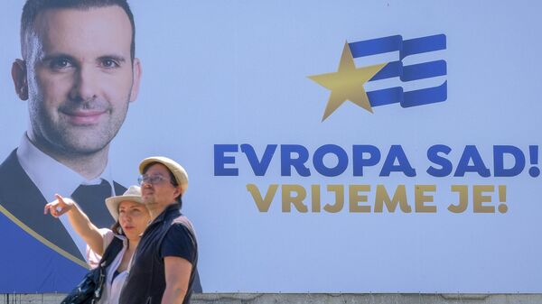 Plakat Pokreta Evropa sad za parlamentarne izbore u Crnoj Gori - Sputnik Srbija