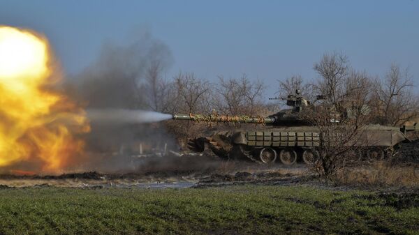 Тенк Т-80 у зони специјалне војне операције - Sputnik Србија