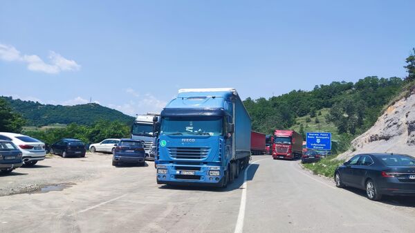 Блокада камиона на Јарињу - Sputnik Србија