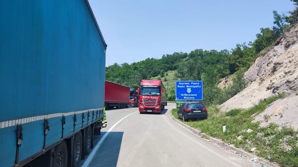 Kamioni, Jarinje - Sputnik Srbija