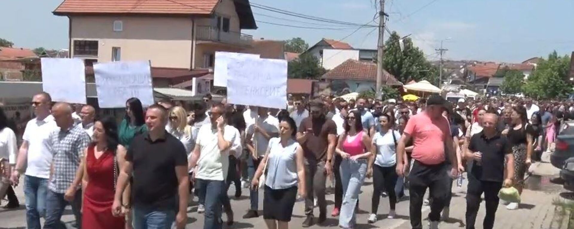 Протест у Грачаници - Sputnik Србија, 1920, 22.06.2023