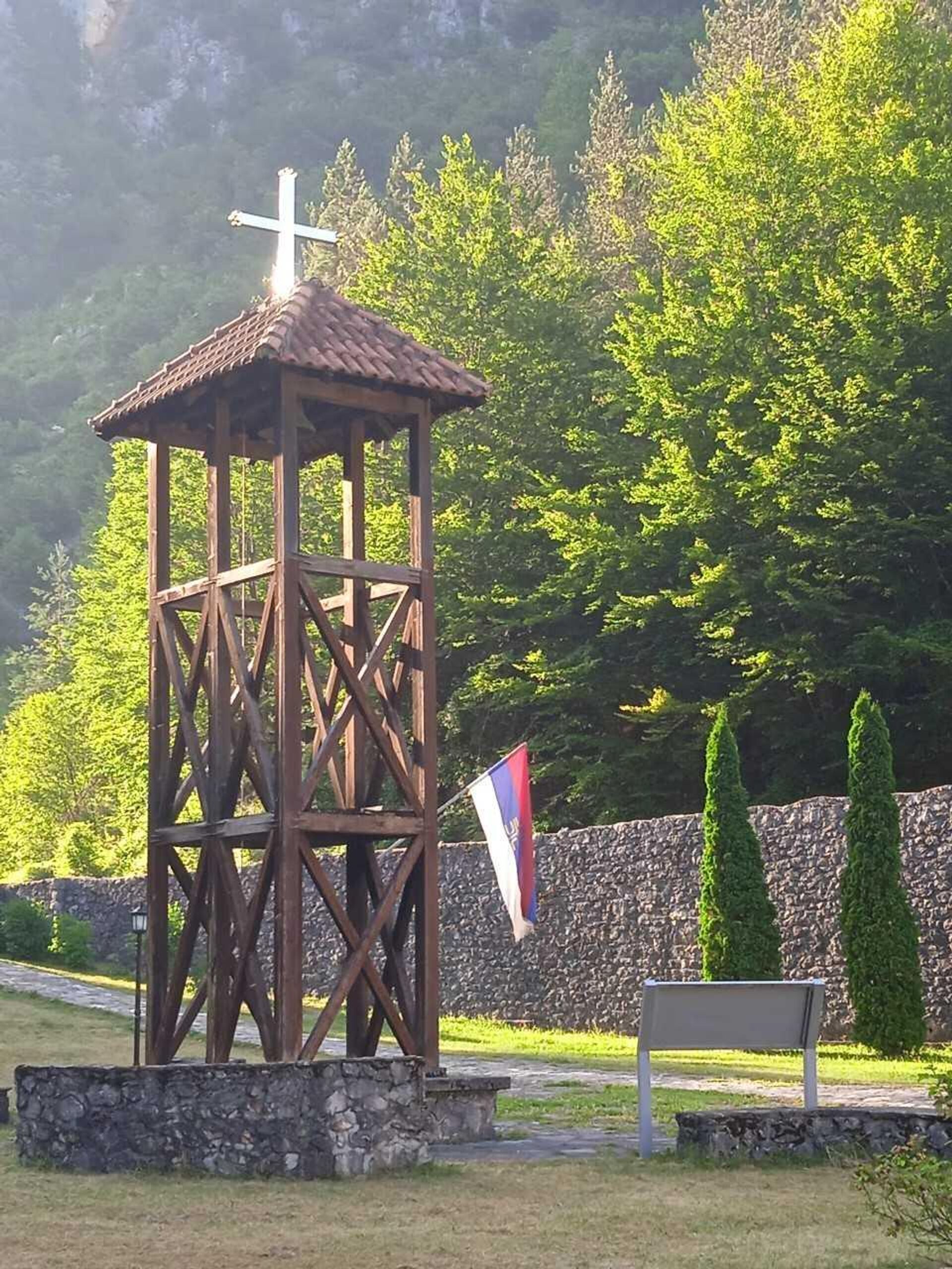 Dvorište manastira Kaludra u Crnoj Gori. - Sputnik Srbija, 1920, 16.07.2023