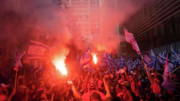 Протести у Израелу због планиране реформе правосуђа премијера Бењамина Нетанијахуа - Sputnik Србија