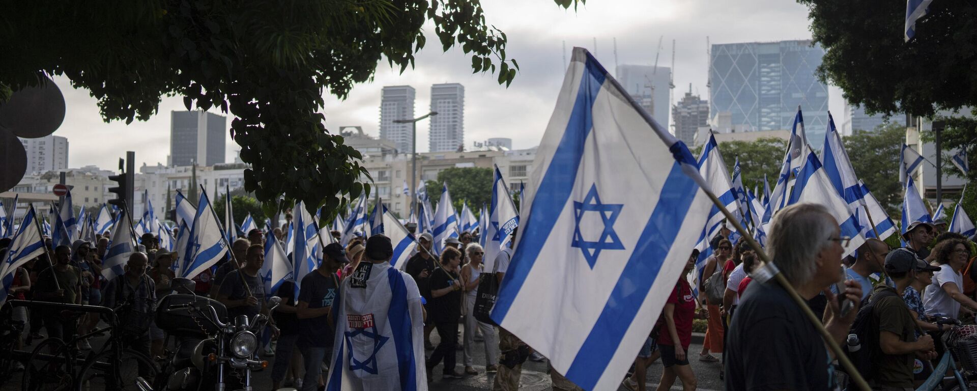 Protesti u Izraelu protiv planova reforme pravosuđa premijera Benjamina Netanijahua - Sputnik Srbija, 1920, 18.07.2023