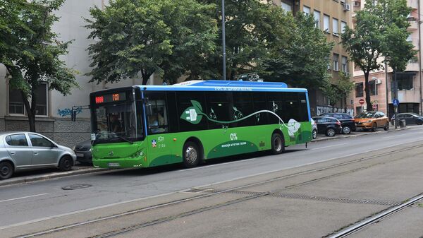 Електрични аутобус у Београду - Sputnik Србија