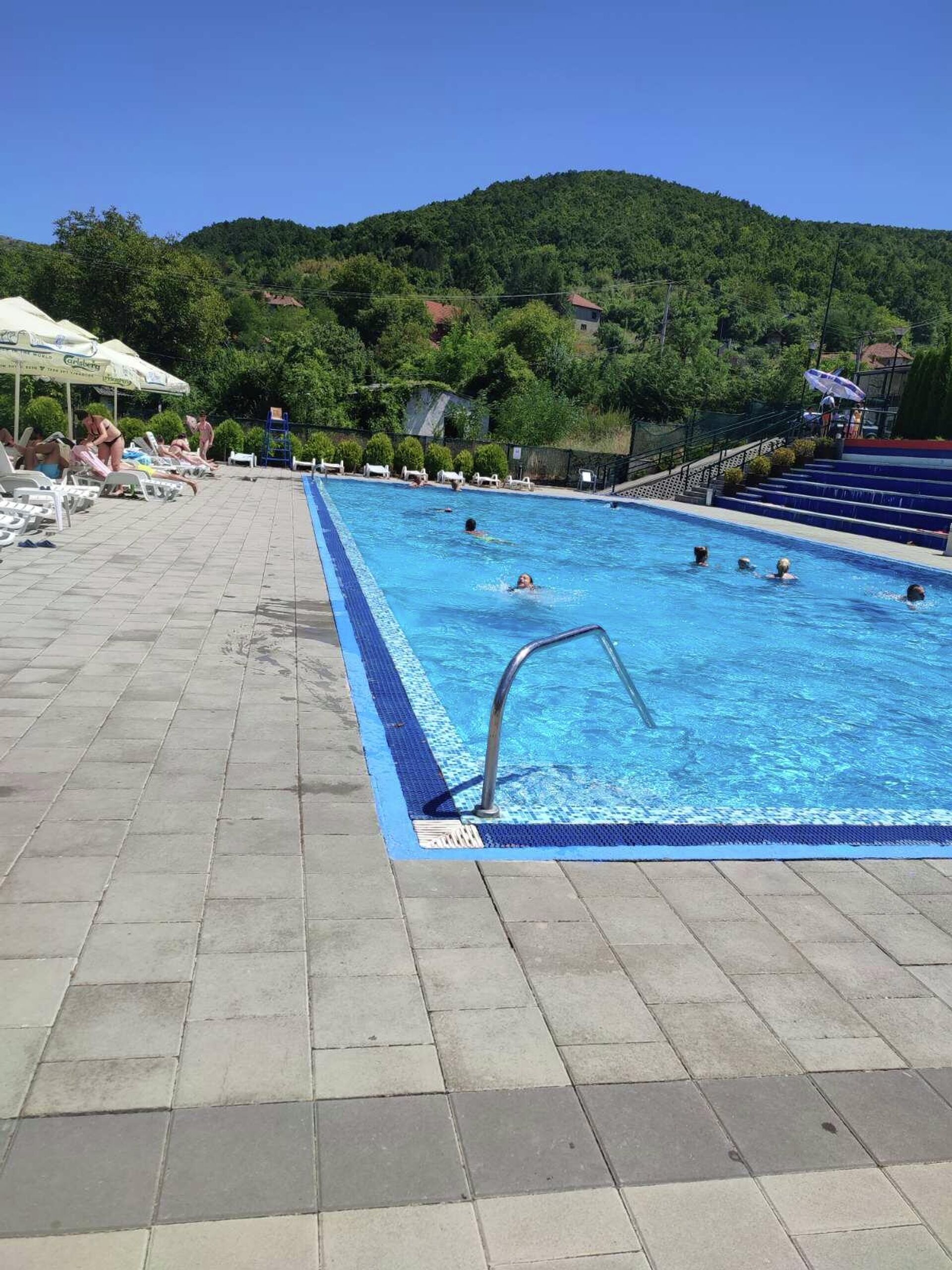 Bazeni u „Rajskoj banji“ u Banjskoj Bazeni u „Rajskoj banji“ u Banjskoj - Sputnik Srbija, 1920, 28.07.2023