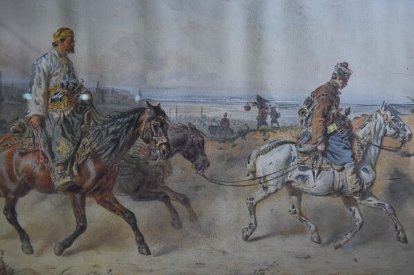 Tatari su jahali konje koje su menjali u usputnim menzulanama,(pretečama objekata pošte).U Menzulani su pored svežeg konja mogli dobiti i hranu i smeštaj . Prvi naziv Pošte u Srbiji 1835. kada je osnovana je bio „Tatarska služba”(detalj fotografije koja čini deo stalne  postavke) - Sputnik Srbija