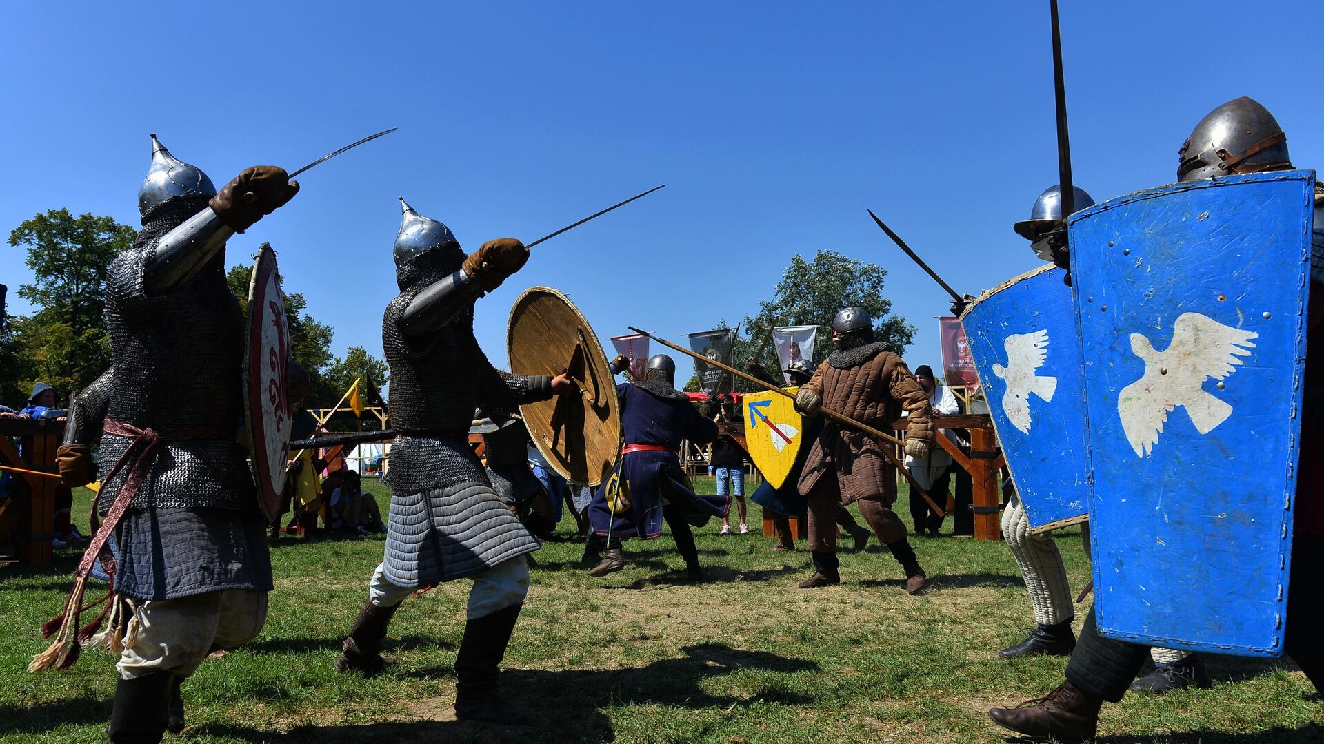 Finalna borba u ekipnom takmičenju je bila izuzetno žestoka Finalna borba u ekipnom takmičenju je bila izuzetno žestoka - Sputnik Srbija, 1920, 28.08.2023