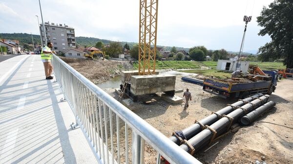 Završni radovi na mostu preko Mlave u Petrovcu na Mlavi - Sputnik Srbija