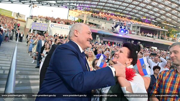 Александр Лукашенко 13 июля 2023 года на церемонии открытия XXXII Международного фестиваля искусств Славянский базар в Витебске - Sputnik Србија
