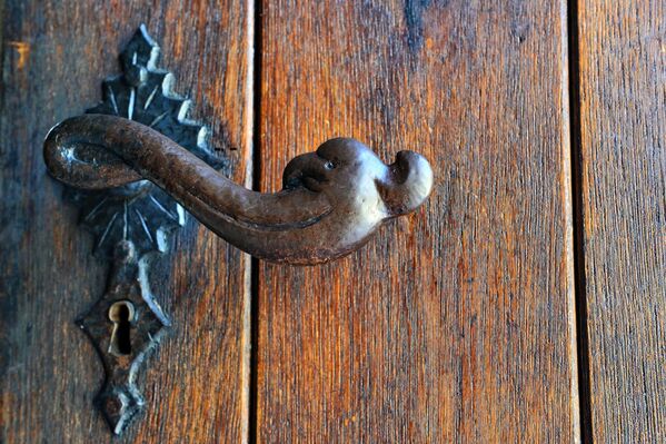 Манастир је током четврте деценије 20. века, непосредно пред рат, био осиромашен и запуштен. После завршетка Другог светског рата, држава преузима на себе бригу о културном наслеђу . Године 1949. основана је Служба за заштиту споменика, на чију иницијативу су започета истраживања и конзерваторски радови манастира Манастир је током четврте деценије 20. века, непосредно пред рат, био осиромашен и запуштен. После завршетка Другог светског рата, држава преузима на себе бригу о културном наслеђу . Године 1949. основана је Служба за заштиту споменика, на чију иницијативу су започета истраживања и конзерваторски радови манастира - Sputnik Србија