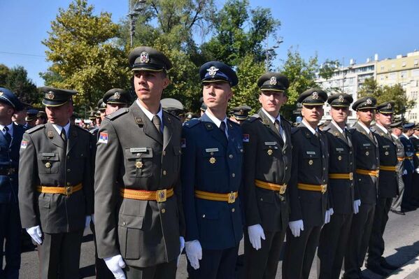 Svečana promocija najmlađih oficira Vojske Srbije u Beogradu - Sputnik Srbija