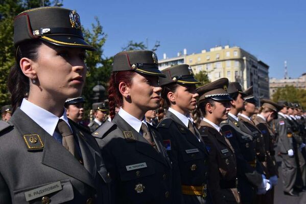 Svečana promocija najmlađih oficira Vojske Srbije u Beogradu - Sputnik Srbija