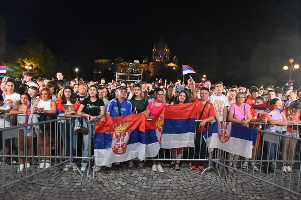 Sa druge strane, Novak Đoković je osvojio 24. Grend slem trofej u noći između nedelje i ponedeljka pobedivši Danila Medvedeva u finalu US Opena, dok su basketaši prethodno ponovo osvojili zlato na Evropskom prvenstvu. - Sputnik Srbija