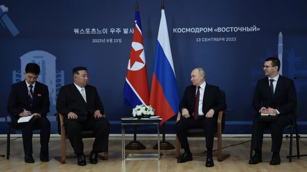 Sastanak lidera Severne Koreje Kim Džong Una i predsednika Rusije Vladimira Putina na kosmodromu Vostočni - Sputnik Srbija