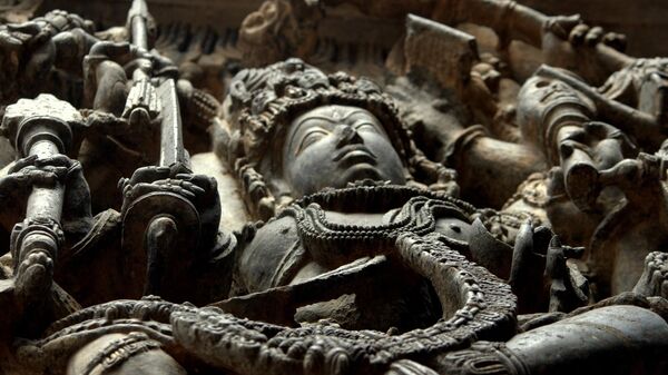 Detalj sa jednog od hramova iz kompleksa u Karnataki - Sputnik Srbija
