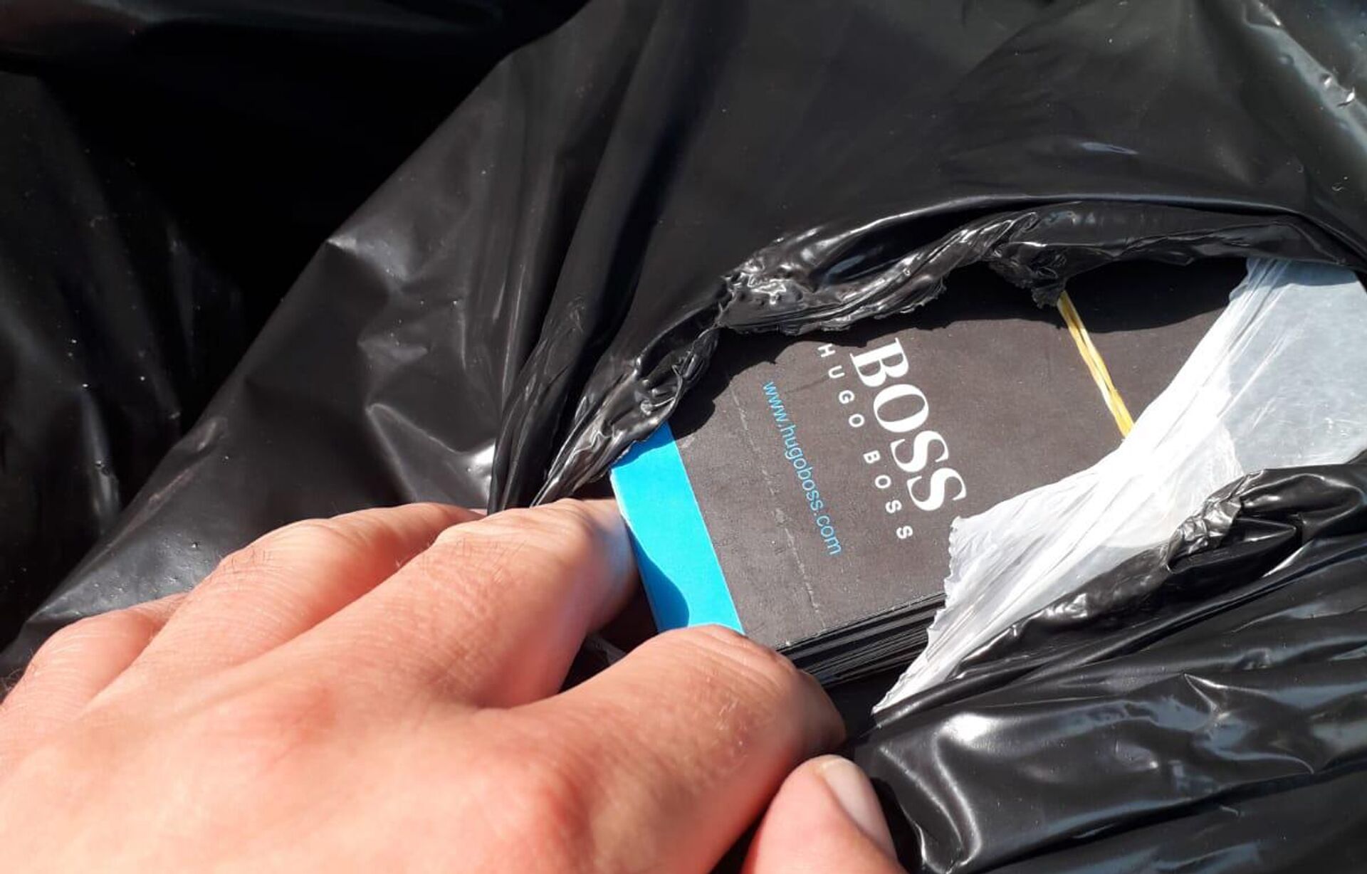 Falsifikovana roba - Sputnik Srbija, 1920, 20.09.2023