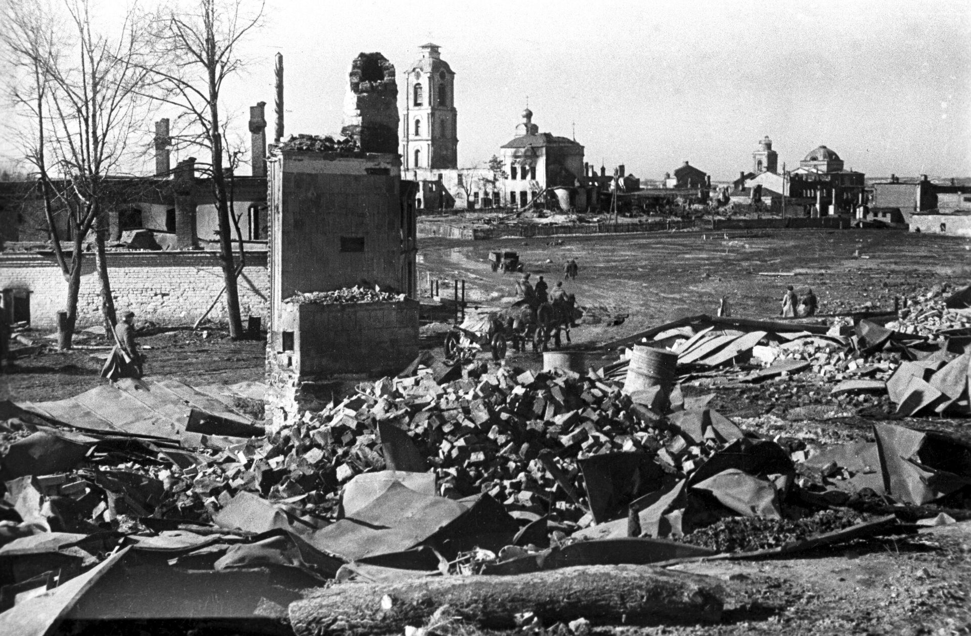 Вјазма у Смоленскској области, коју су нацисти порушили и запалили приликом повлачења, септембар 1943. године - Sputnik Србија, 1920, 25.09.2023