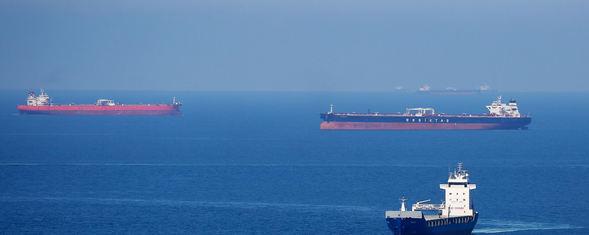 Танкери са нафтом - Sputnik Србија, 1920, 07.01.2026
