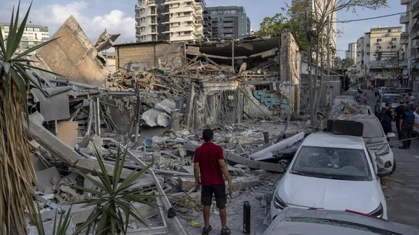 Ruševine zgrade u Tel Avivu. - Sputnik Srbija