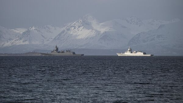 Dva vojna broda NATO-a na vojnim vežbama u Norveškoj - Sputnik Srbija