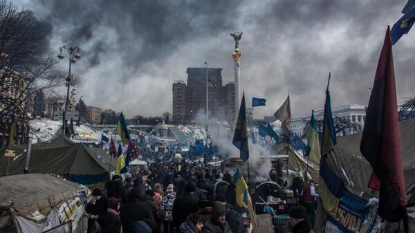 Arhivska fotografija. Protest na Trgu Nezavisnosti (Majdan Nezaležnosti) u Kijevu. - Sputnik Srbija