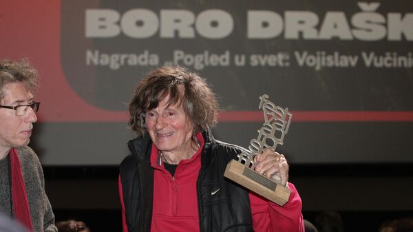 Bori Draškoviću uručena nagrada  29. Festivala autorskog filma  - Sputnik Srbija