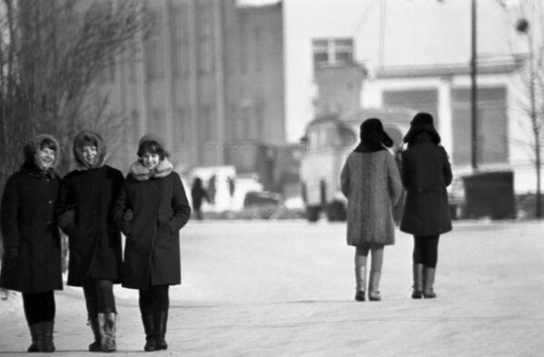 Поглед на шеталиште у Магаданској области у Сибиру, фебруар 1970. године. - Sputnik Србија