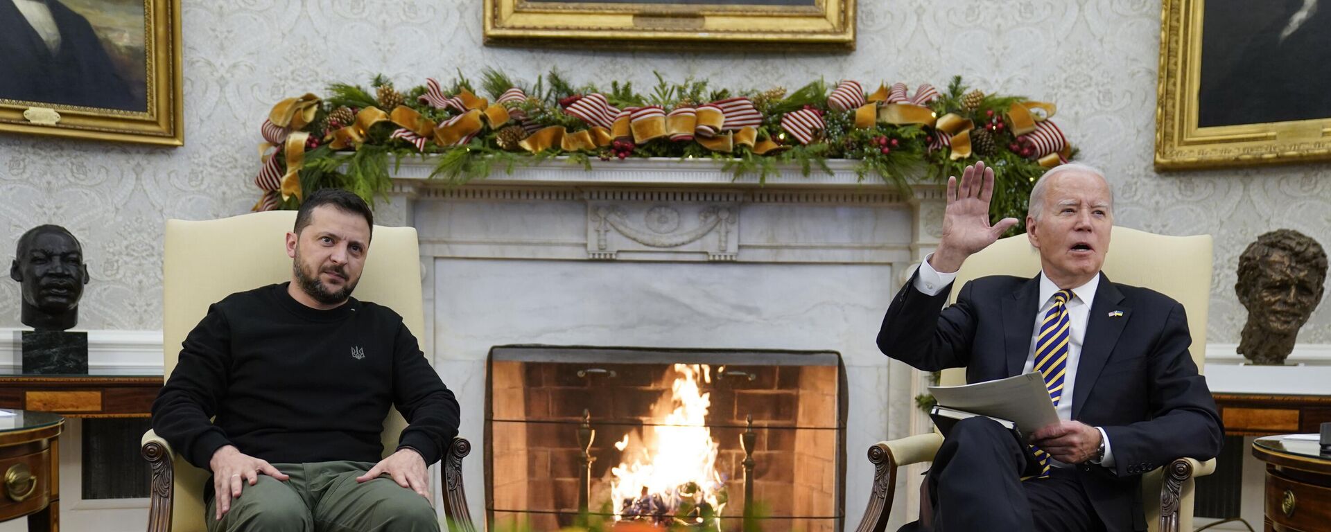 Predsednici Ukrajine i SAD, Vladimir Zelenski i Džozef Bajden, tokom sastanka u Beloj kući - Sputnik Srbija, 1920, 12.12.2023