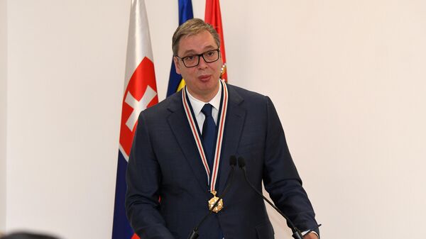 Predsednik Srbije Aleksandar Vučić primio je Orden prvog stepena Slovačke Evangeličke crkve za izuzetne dosadašnje zasluge i podršku slovačkoj crkvi i narodu - Sputnik Srbija