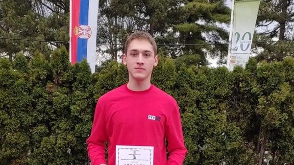 Андреј Поповић - понос Кикиндске гимназије и Србије - Sputnik Србија