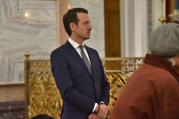 Princ Filip Karađorđević na božićnoj liturgiji u Hramu na Vračaru. - Sputnik Srbija