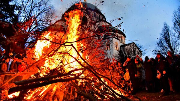 Srpska pravoslavna crkva slavi Badnji dan /foto/