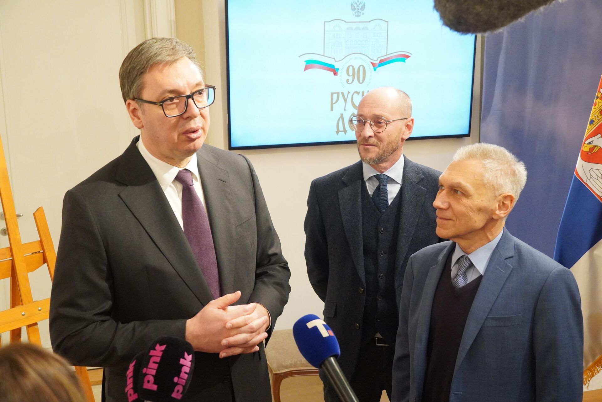 Aleksandar Vučić i Aleksandar Bocan-Harčenko tokom davanja izjava u Ruskom domu Aleksandar Vučić i Aleksandar Bocan-Harčenko tokom davanja izjava u Ruskom domu - Sputnik Srbija, 1920, 10.01.2024