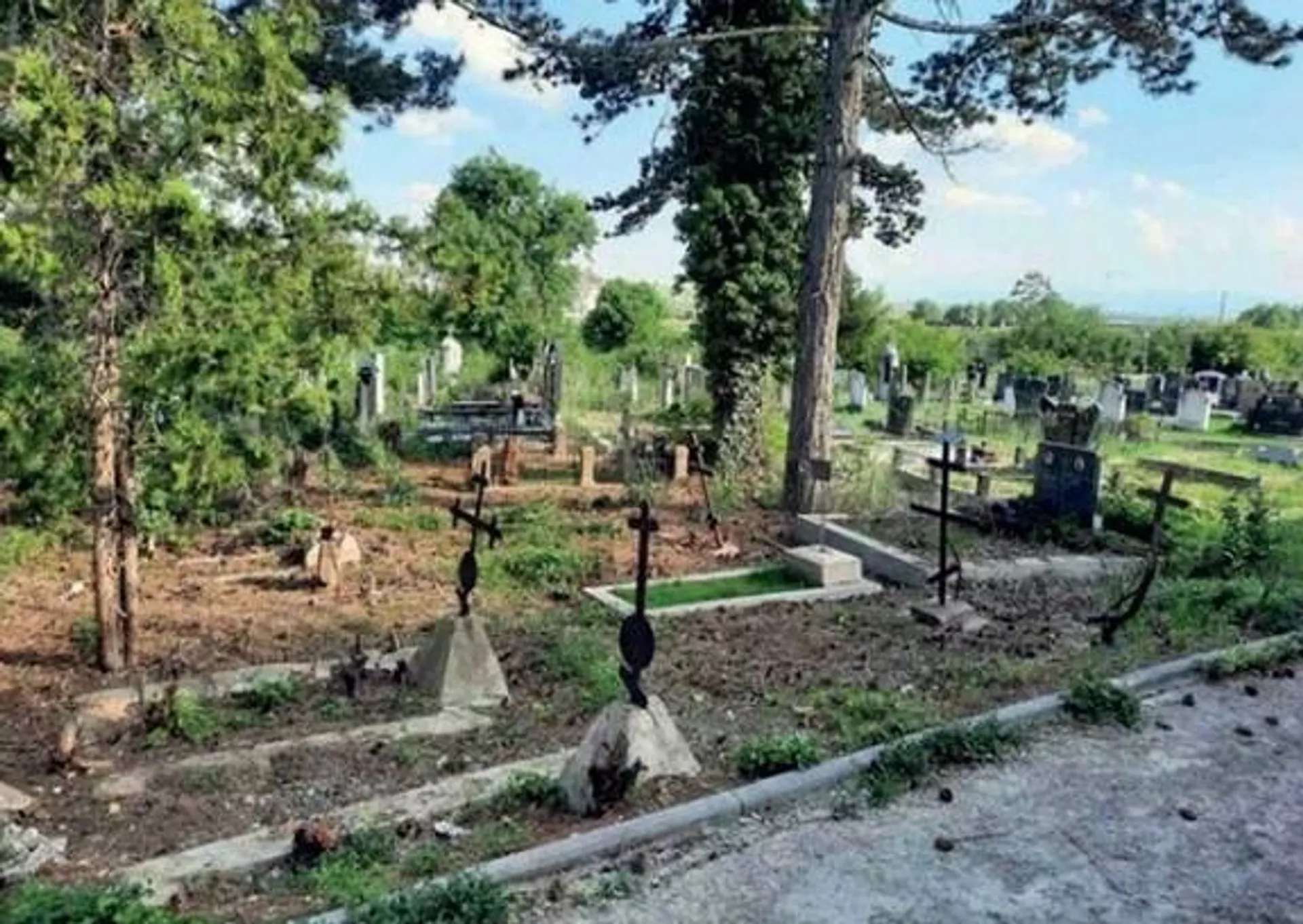 Руси сахрањени између два рата на гробљу у Приштини - Sputnik Србија, 1920, 14.01.2024