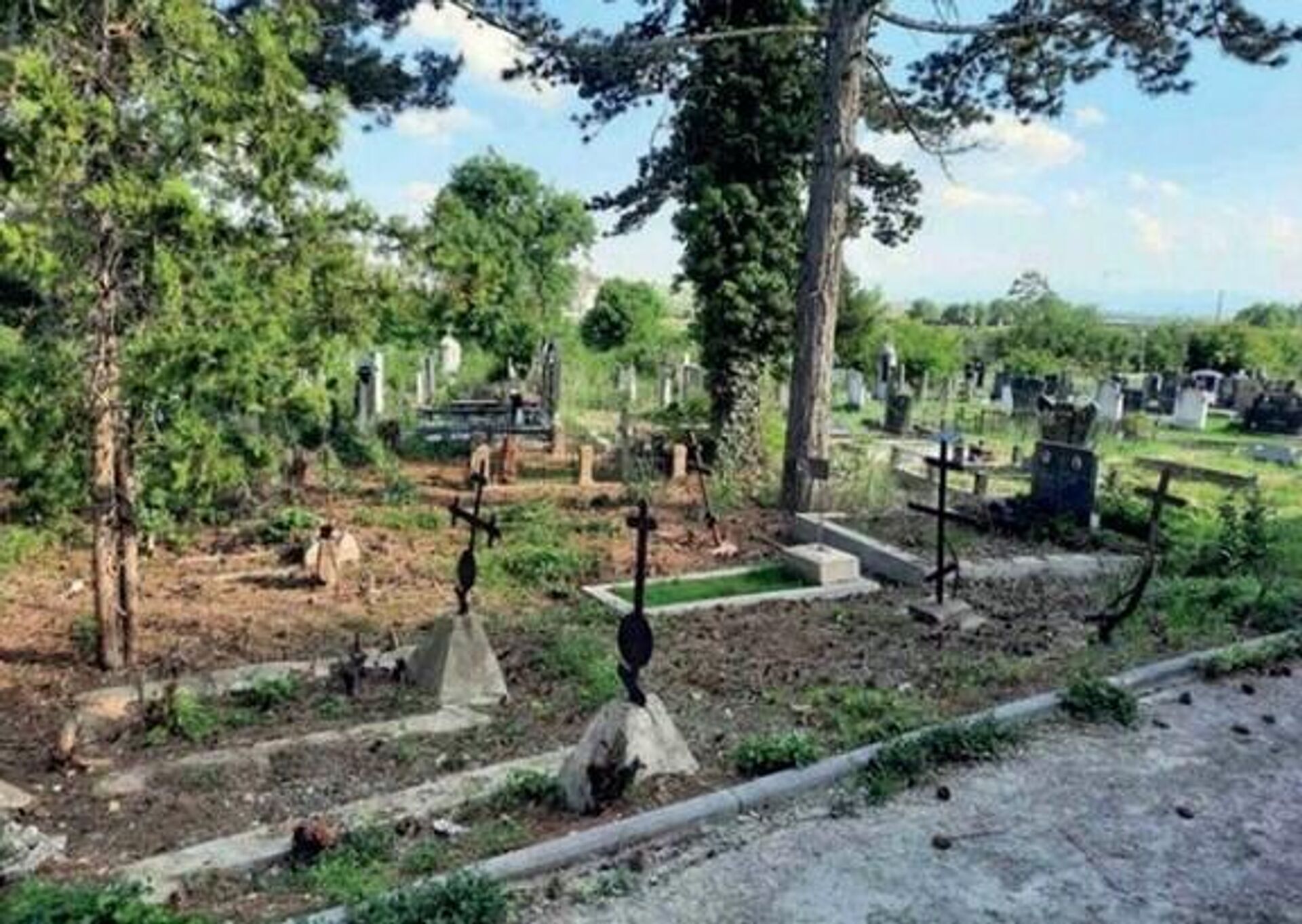 Rusi sahranjeni između dva rata na groblju u Prištini - Sputnik Srbija, 1920, 14.01.2024