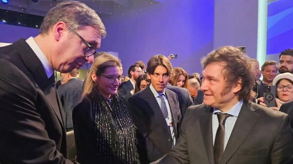 Aleksandar Vučić i Havijer Milej - Sputnik Srbija