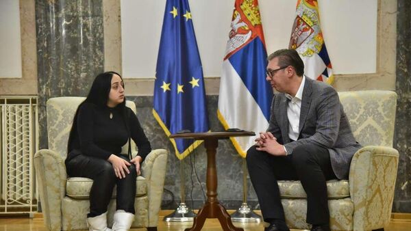 Aleksandar Vučić se sastao sa Maricom Mihajlović iz Sremske Mitrovice - Sputnik Srbija