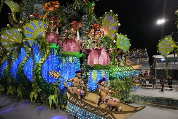 Прошле године, карневал се вратио у Рио након две године паузе због пандемије. - Sputnik Србија