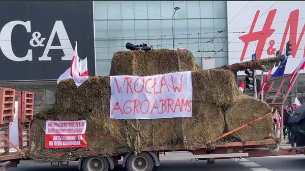 Протест пољопривредника у Пољкој - Sputnik Србија