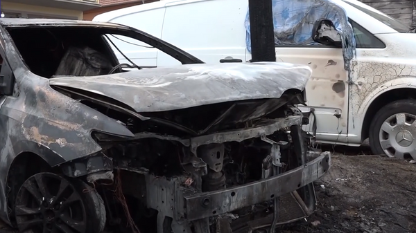 Zapaljen automobil načelnici opštinske uprave u srpskom sistemu u Leposaviću - Sputnik Srbija