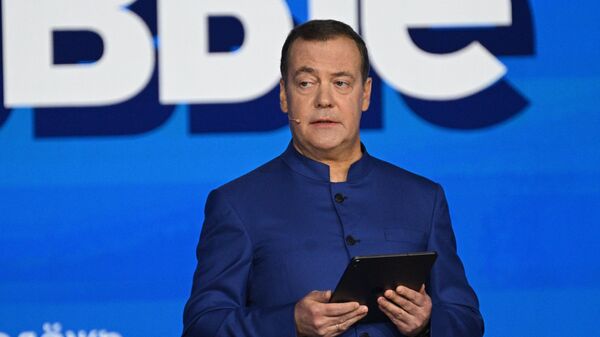 Светски омладински форум у Сочију, Дмитриј Медведев, 1-7. март 2024. године - Sputnik Србија