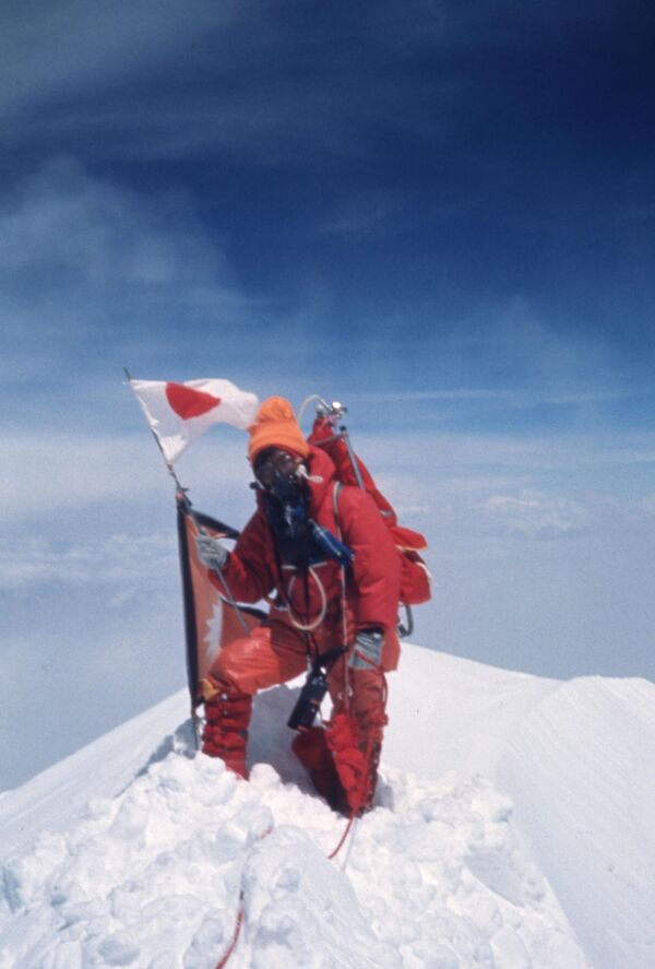 Junko Tabei prva je žena koja se popela na Mont Everest 1975. godine. - Sputnik Srbija