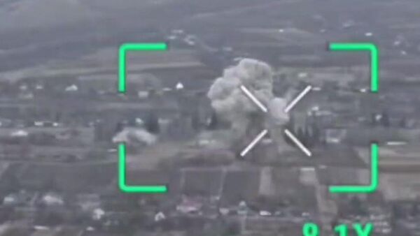 Ministarstvo odbrane Rusije objavilo je snimak uništavanja mesta razmeštanja ukrajinskih diverzanata u oblasti Riževke u Sumskoj oblasti - Sputnik Srbija
