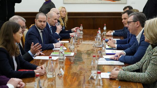 Predsednik Srbije Aleksandar Vučić razgovarao je sa predstavnicima Misije Međunarodnog monetarnog fonda u Srbiji - Sputnik Srbija
