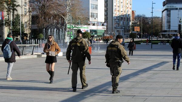 Појачано присуство војне полиције у већим градовима - Sputnik Србија