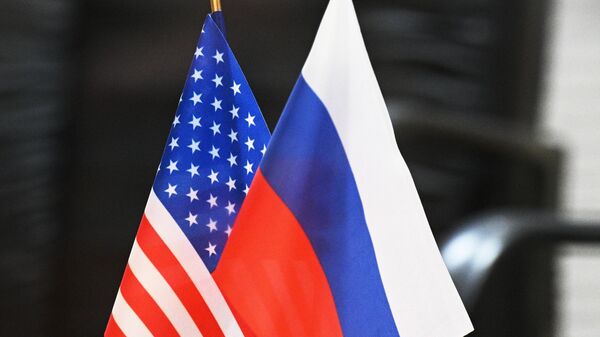 заставе Русије и САД - Sputnik Србија