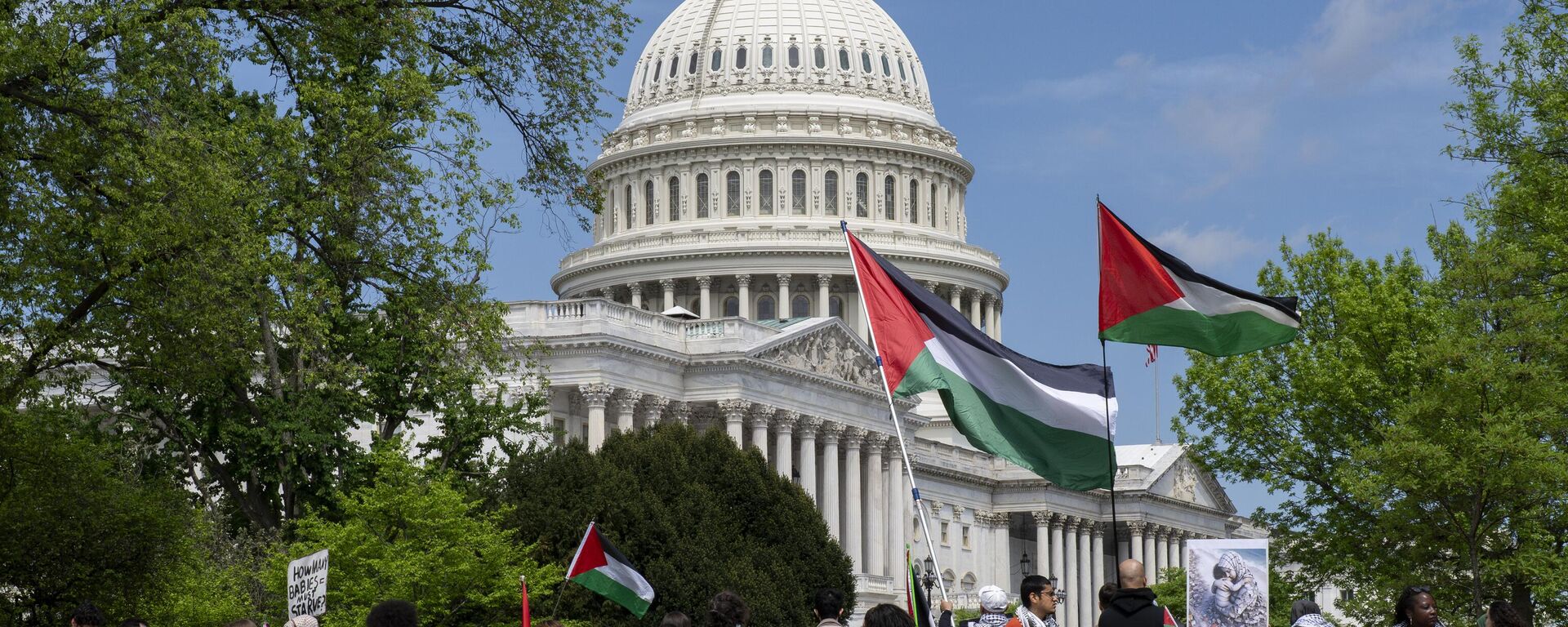 Про- палестински протести испред Капитола у Вашингтону. - Sputnik Србија, 1920, 21.04.2024
