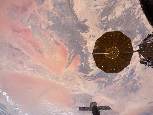 Na fotografiji je prikazan pogled na Afriku iz kosmosa. - Sputnik Srbija